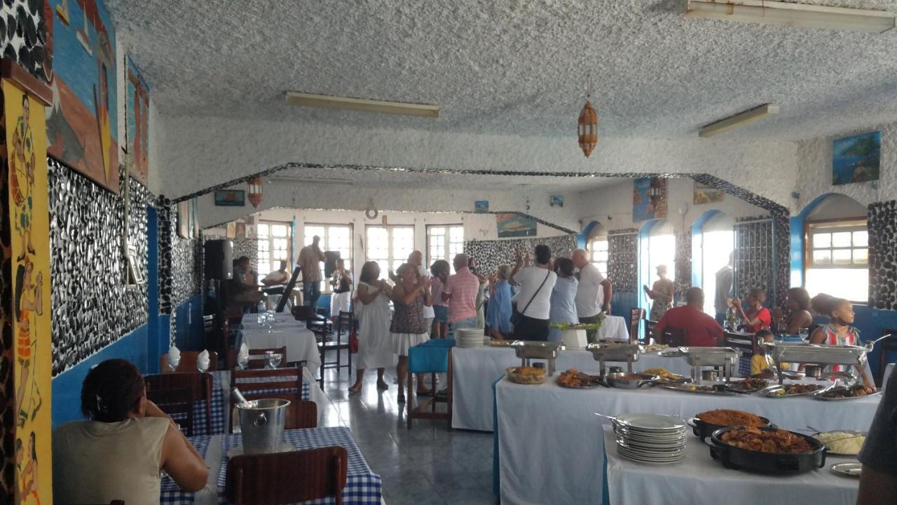 Chez Loutcha Residencial Hotel Mindelo Bagian luar foto