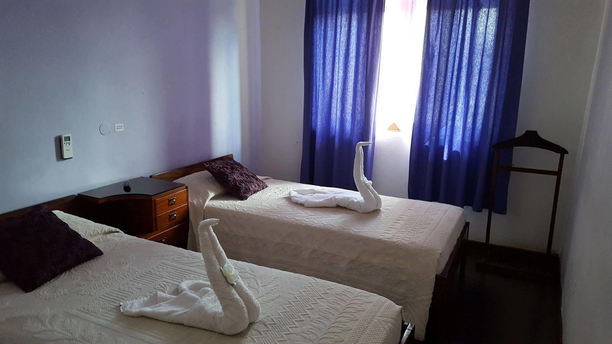 Chez Loutcha Residencial Hotel Mindelo Bagian luar foto