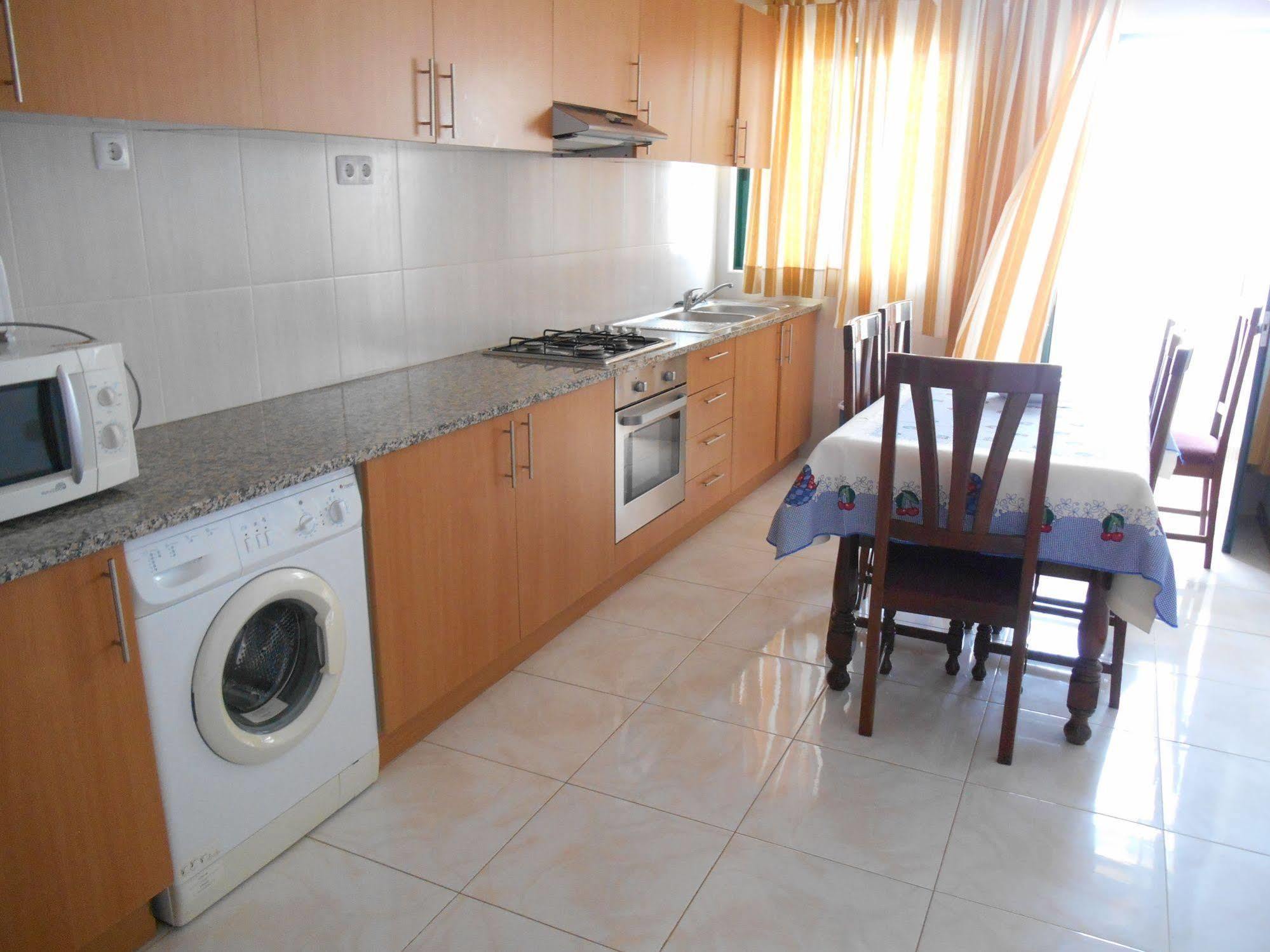 Chez Loutcha Residencial Hotel Mindelo Bagian luar foto